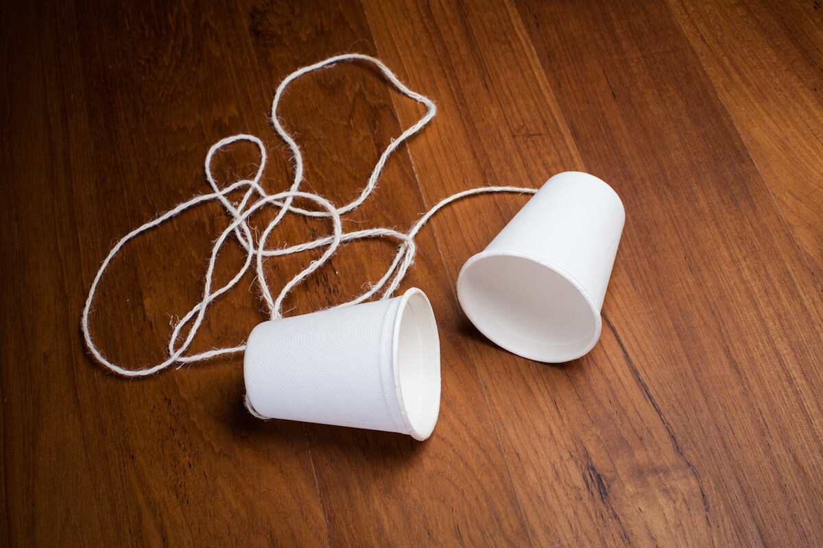 Telefone de copo de plástico / lata com fio de barbante Você se Lembra